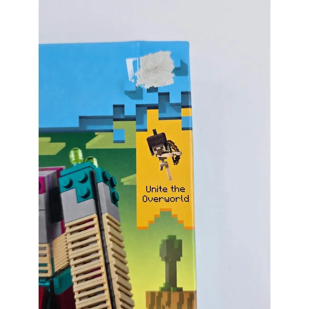 LEGO 21257 - Minecraft: The Devourer Showdown - Brand New Sealed Ships Quickly